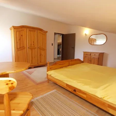 Apartment Fuer 4 Personen Ca 90 Qm In Premantura, Istrien Istrische Riviera *
